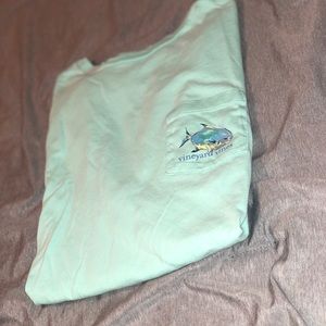 Vineyard vines T-shirt